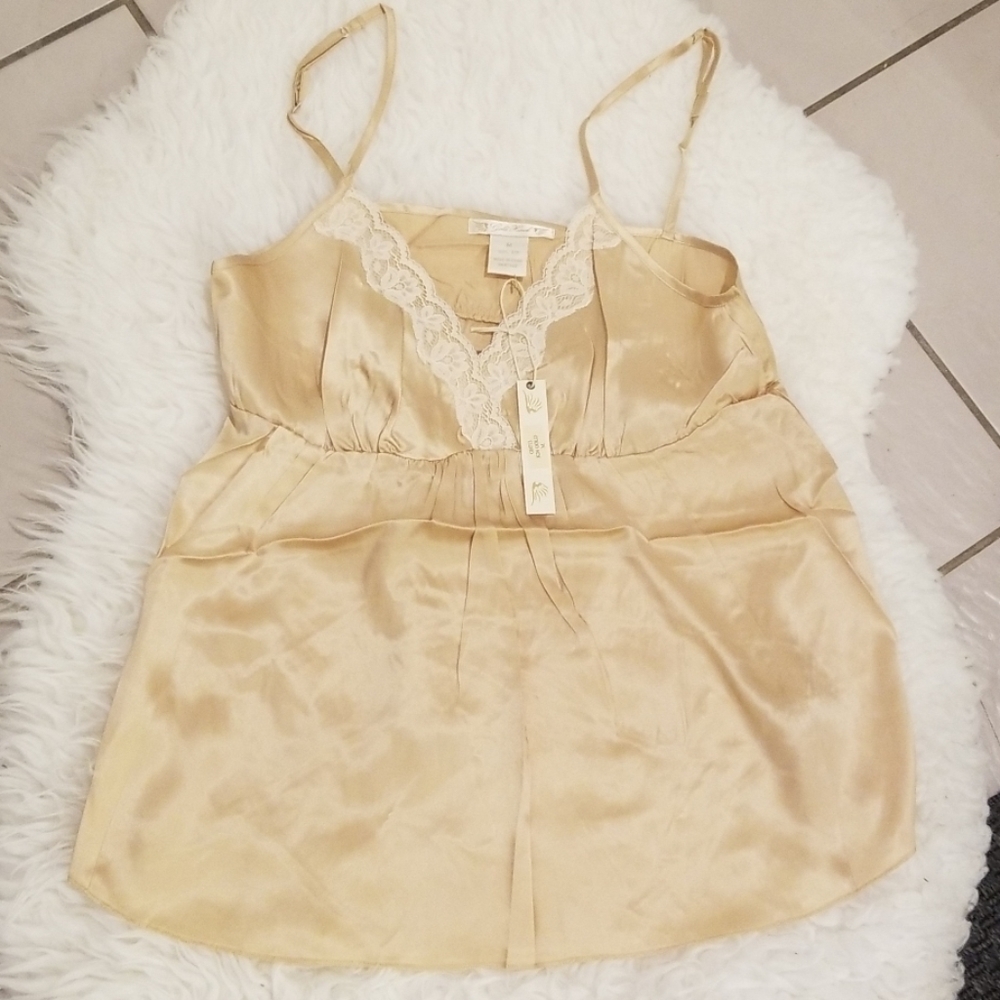 💕GOLD HAWK💕 100% Silk Camisole Gold Size: M NWT